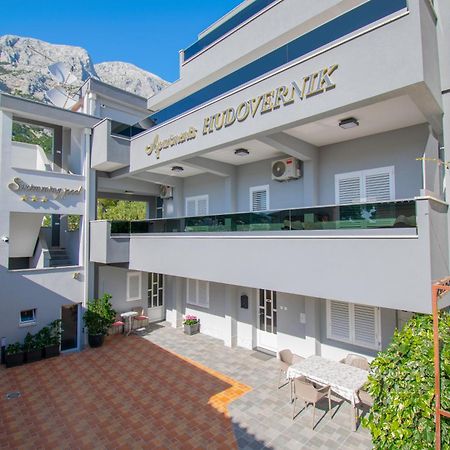 Apartments Hudovernik บาชกาโวดา ภายนอก รูปภาพ