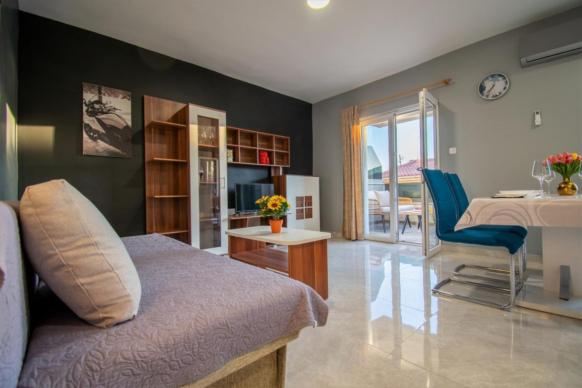 Apartments Hudovernik บาชกาโวดา ภายนอก รูปภาพ
